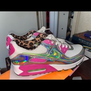 Nike Air Max 90 LX only worn once